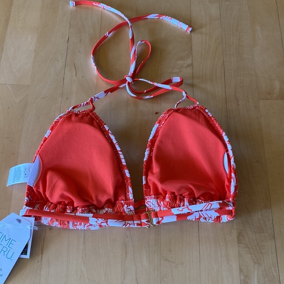 Time & Tru- Coral / Orange & White Flower 🌸 Design / Pattern Bikini  Top - Picture 2 of 7